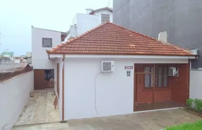 Casa no bairro higienópolis de 3 dormitórios 3 vagas desocupada