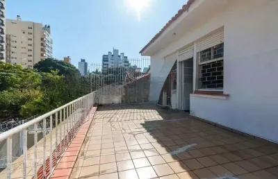 Casa com 3 quartos à venda na Rua Dário Pederneiras, 567, Petrópolis, Porto Alegre