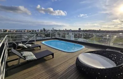 Apartamento semimobiliado com 2 dormitórios (1 suíte) em gravataí