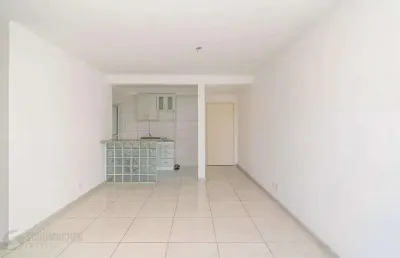 Apartamento com 3 quartos à venda na Avenida Arnaldo Bohrer, 254, Teresópolis, Porto Alegre