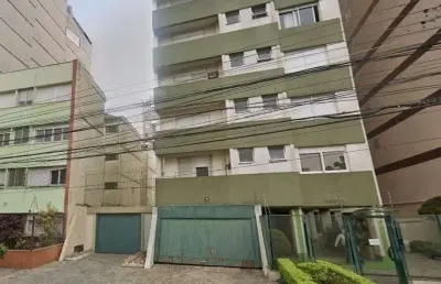 Excelente apartamento, centro histórico, de frente, andar alto.