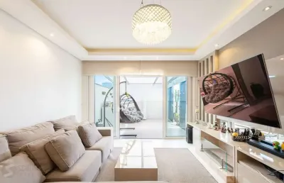 Apartamento garden mobiliado, com 180 m² privativos, no bairro chácara das pedras