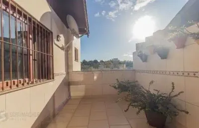 Casa em condomínio bairro tristeza de 3 dormitórios e 3 vagas
