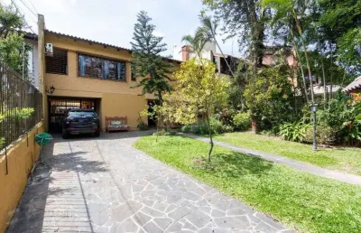 Casa para venda - 435m², 4 dormitórios, sendo 4 suites, 4 vagas - cristal