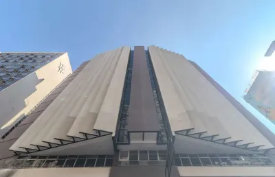 Sala comercial à venda na Avenida Borges de Medeiros, 715, Centro Histórico, Porto Alegre