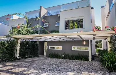Casa em condomínio fechado com 3 quartos à venda na Rua Doutor Ney de Castilhos Ferreira, 358, Pedra Redonda, Porto Alegre