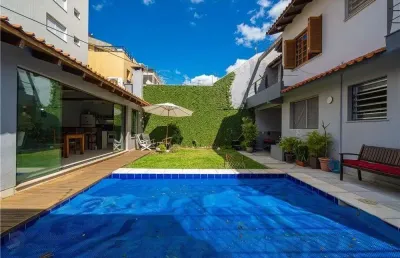 Casa com 4 quartos à venda na Rua Paulo Bento Lobato, 301, Jardim Lindóia, Porto Alegre