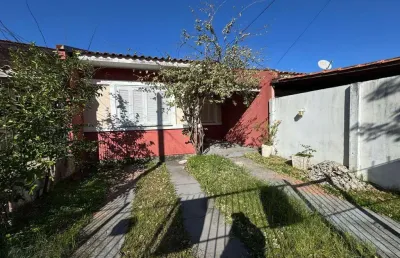 Casa com 3 quartos à venda na Rua Irmão Firmino Biazus, 309, Hípica, Porto Alegre