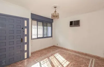 Casa com 3 quartos à venda na Avenida Professor Paula Soares, 500, Jardim Itu Sabará, Porto Alegre