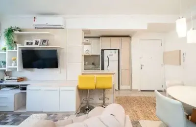 Vende-se apartamento com 2 quartos, 55 m² e 1 vaga - passo da areia