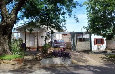 Casa com 2 quartos à venda na Avenida João Ferreira Jardim, 571, Parque Santa Fé, Porto Alegre
