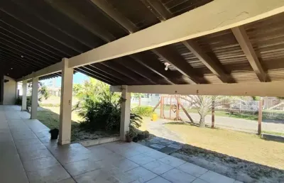 Casa com 5 quartos à venda na Rua Beira Mar, 2097, Mariluz (Distrito), Imbé