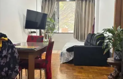 Apartamento 3 dormitórios com 84 metros privativos no bairro menino deus.