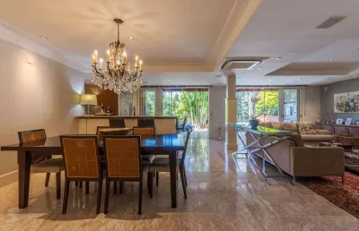 Casa em condomínio com 487m² | 4 dormitórios sendo 4 suítes, 3 vagas, no bairro três figueiras, porto alegre