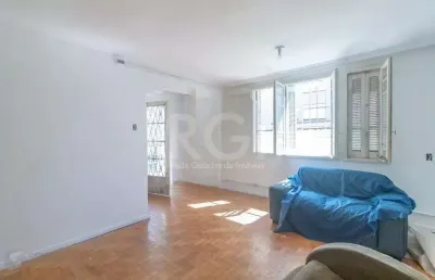 Vende casa 03 dormitórios, 275,22 m², bairro azenha/porto alegre