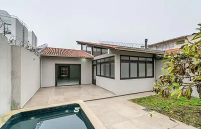 Casa sobrado no bairro cristal de 3 dormitórios e 3 vagas