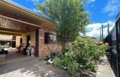 Casa com 4 quartos à venda na Rua Carlos Fraga, 136, Vila Márcia, Cachoeirinha