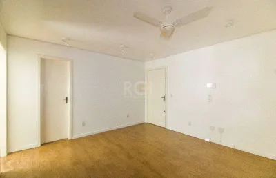 Sala comercial para alugar na Avenida Cristóvão Colombo, 1744, Floresta, Porto Alegre
