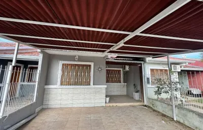 Ótima casa de 3 dormitórios no condomínio moradas do sul
