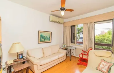 Apartamento com 3 quartos à venda na Rua Comendador Azevedo, 521, Floresta, Porto Alegre
