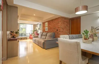 Apartamento com 3 quartos à venda na Avenida Coronel Lucas de Oliveira, 2579, Petrópolis, Porto Alegre