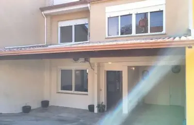 Casa 3 dorm com suite em condominio, infra completa a 5 mim do bourbon ipiranga