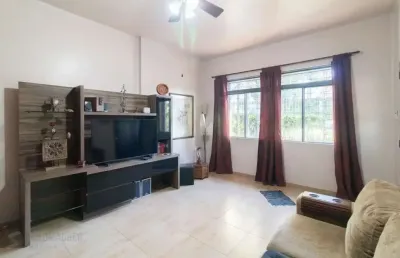 Casa com 4 dormitórios e 175m² à venda no bairro santa tereza