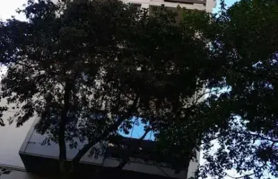 Ótimo apartamento 1 quarto,andar alto com sacada, na fernando machado