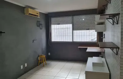 Apartamento térreo com 1 dormitório 45m² privativos.