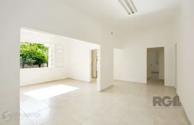 Prédio à venda na Rua Ernesto da Fontoura, 1135, São Geraldo, Porto Alegre