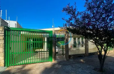 Casa residencial com 3 quartos  à venda, 200.00 m2 por r$970000.00  - campo belo - londrina/pr