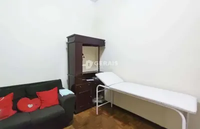 Casa para aluguel, 3 quartos, 1 vaga, centro - divinópolis/mg