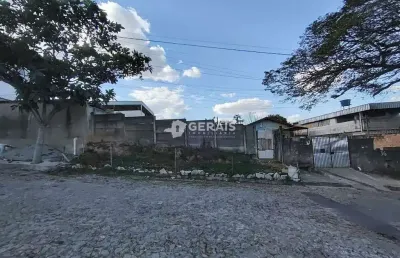 Terreno à venda no São José, Divinópolis 