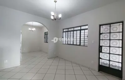 Casa para aluguel, 3 quartos, 1 suíte, 3 vagas, são luís - divinópolis/mg