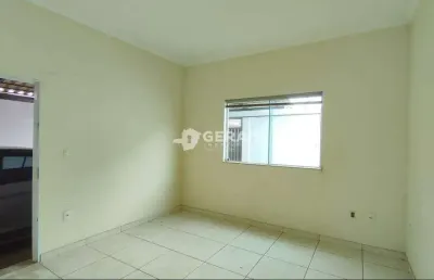 Casa à venda, 3 quartos, 1 suíte, 2 vagas, são luís - divinópolis/mg
