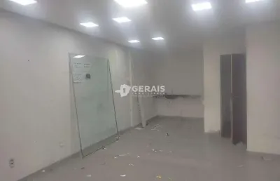 Ponto comercial para alugar no Centro, Divinópolis 