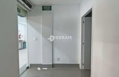 Ponto comercial para alugar no Bom Pastor, Divinópolis 