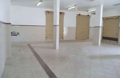 Ponto comercial para alugar no Bom Pastor, Divinópolis 