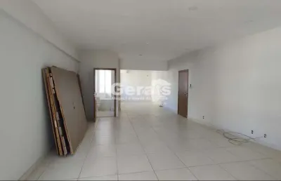 Sala comercial para alugar no Centro, Divinópolis 