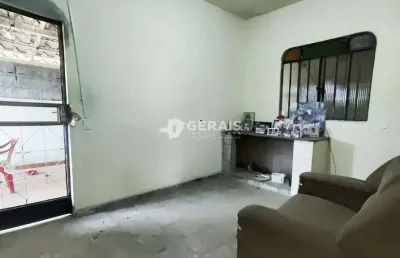 Casa à venda, 2 quartos, 1 vaga, sagrada familia - divinópolis/mg