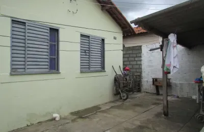 Casa à venda, 2 quartos, 1 vaga, residencial lagoa dos mandarins - divinópolis/mg