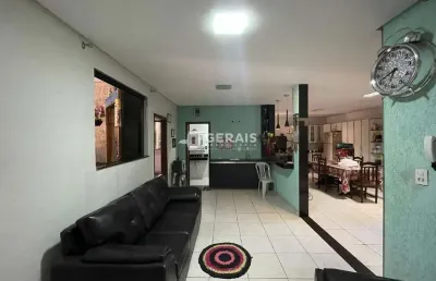 Casa à venda, 3 quartos, 1 suíte, 2 vagas, bom pastor - divinópolis/mg