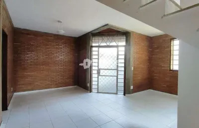 Casa para aluguel, 3 quartos, 1 suíte, 2 vagas, esplanada - divinópolis/mg