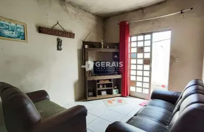 Casa à venda, 3 quartos, 1 suíte, 1 vaga, padre eustaquio - divinópolis/mg