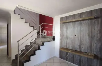 Casa à venda, 2 quartos, 1 vaga, danilo passos - divinópolis/mg