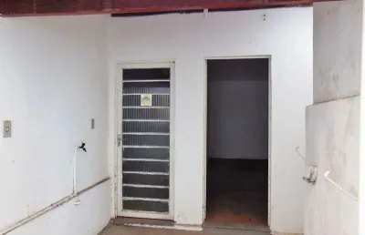 Casa com 2 quartos à venda no Centro, Divinópolis 