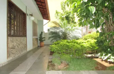 Casa à venda, 4 quartos, 2 vagas, centro - divinópolis/mg