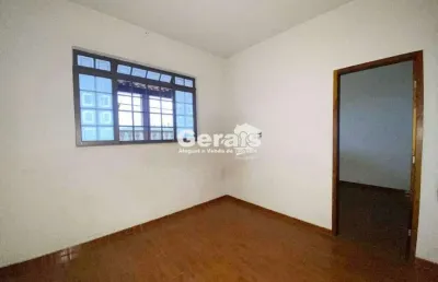 Casa à venda, 3 quartos, 2 vagas, interlagos - divinópolis/mg