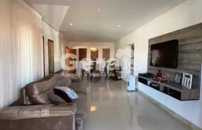 Casa à venda, 4 quartos, 1 suíte, 5 vagas, manoel valinhas - divinópolis/mg