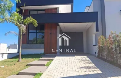 Aconchegante casa com piscina em condomínio fechado